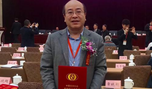 蜜桃网站放大片标签厂.jpg